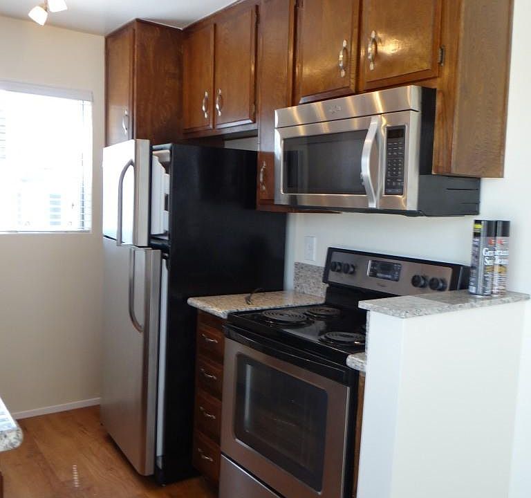 1st image of 4070 Kansas St #14
