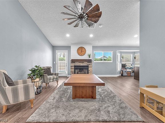 5th image of 9104 Beacon Cove Ct