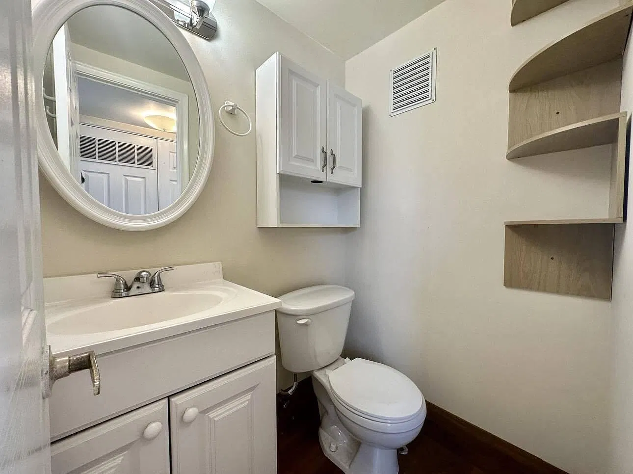 1 bed, 1.5 bath, 646 sqft, $1,400 — Photo 2