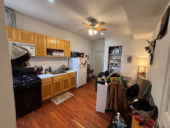2nd image of 434 N 32nd St Floor 2