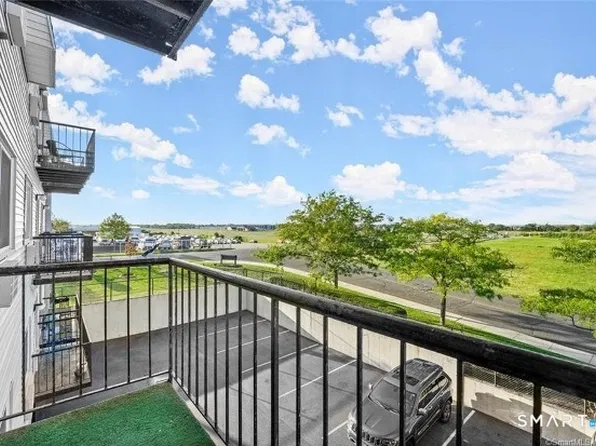 115 Short Beach Rd, Stratford, CT