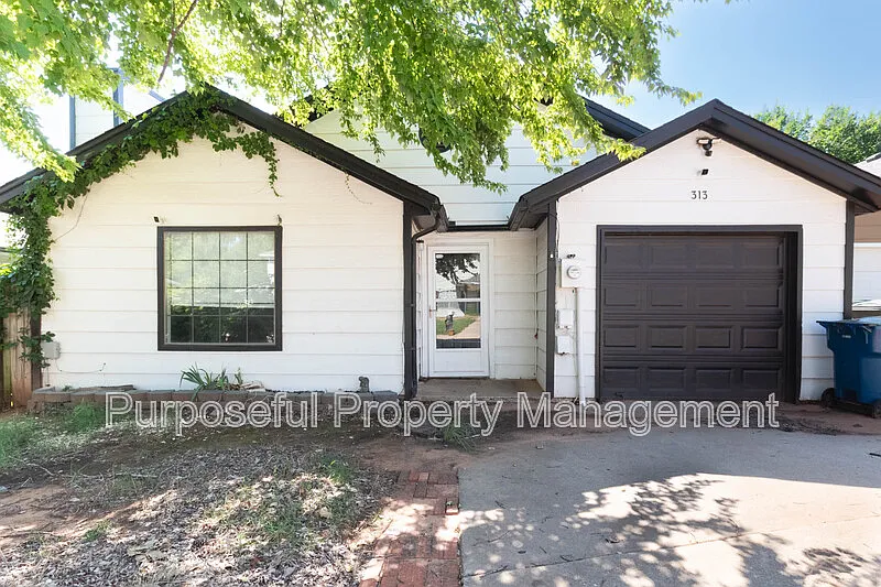 313 Belmont Dr
