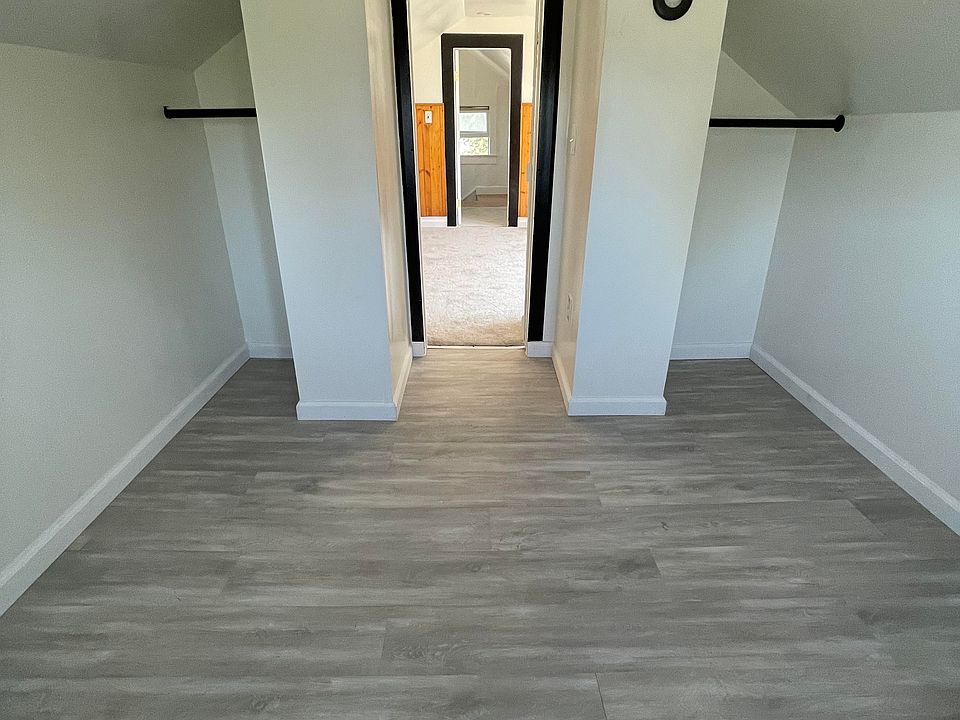 2nd image of 940 E Almond Ave #7