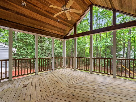5th image of 3212 Taylors Ridge Rd