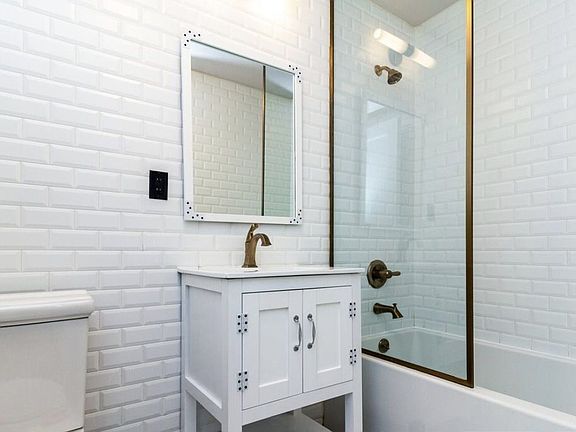 4th image of 43 Brooklyn Ave APT 3D