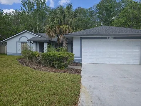 4 bed, 1923 sqft, $2,600 — Photo 1