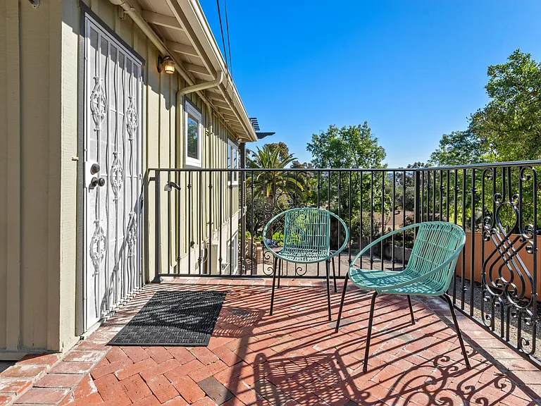 3875 Rogers Rd — Photo 24