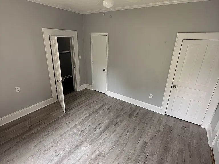 518 Lakeside Ave — Photo 12