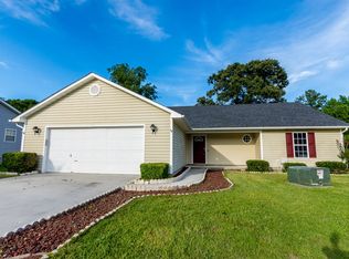 439 Boysenberry Ln, Hubert, NC 28539