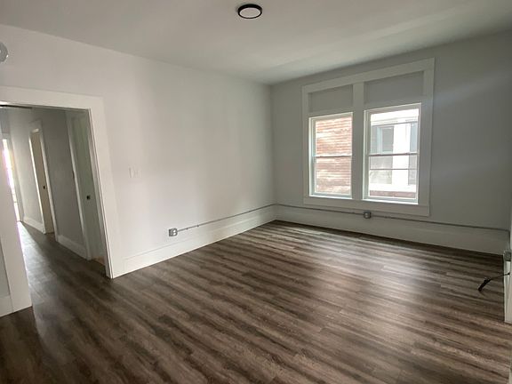 5th image of 13000 Buckeye Rd #10