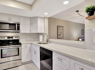 7610 NW 18th St APT 302, Margate, FL 33063