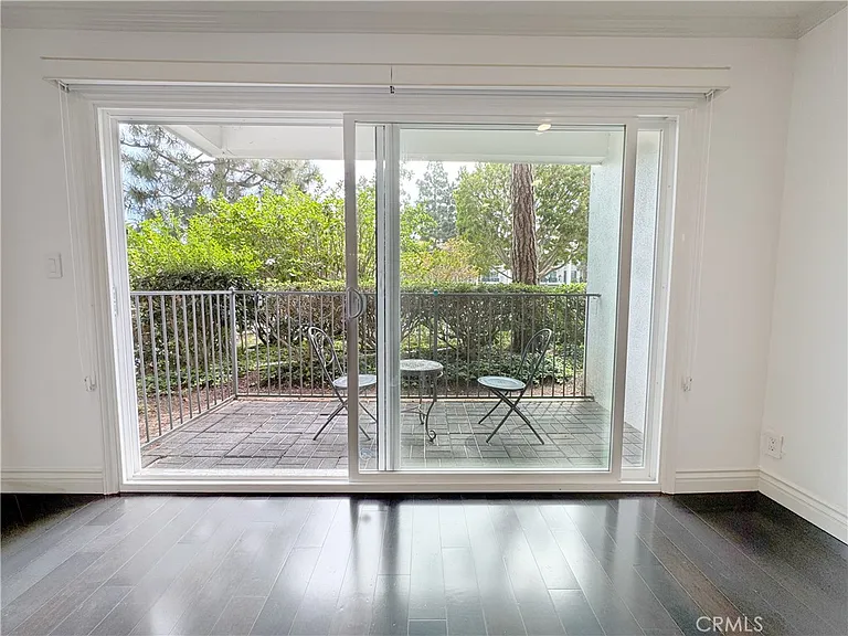 102 Scholz Plz — Photo 11