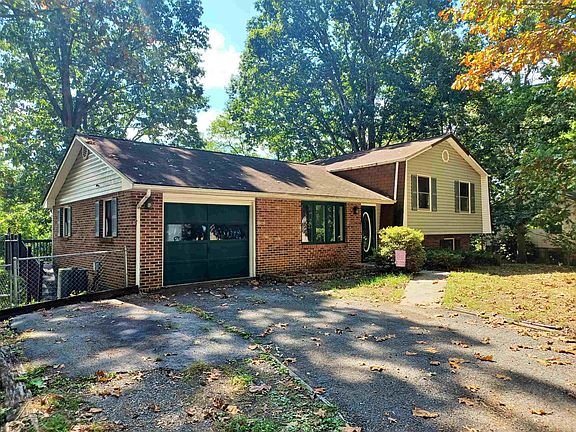 2nd image of 1090 Flint Dr