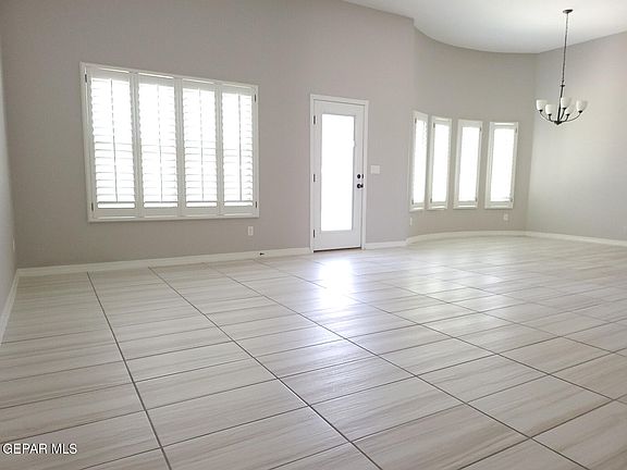 5th image of 2869 Tierra Garden Dr