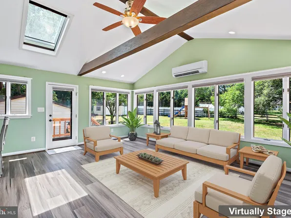 388 Accotink Ct, Millersville, MD 21108