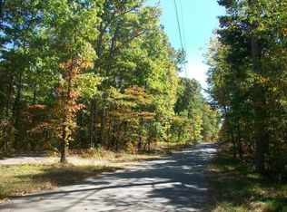 199 Oak Ridge Trl SE, White, GA 30184