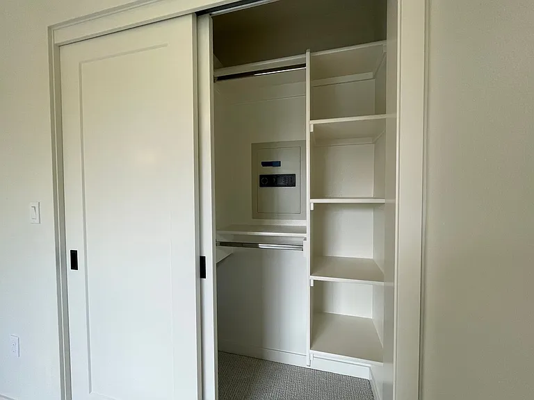 601 SE Spokane St #201 — Photo 25