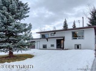 1519 Ermine St, Anchorage, AK 99504