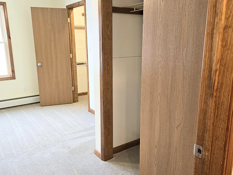 Bedroom (Closets)