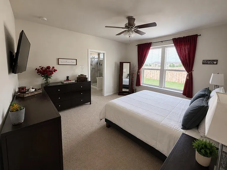 1008 Mosby Ln — Photo 10