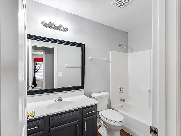 1203 Ashford Place Dr — Photo 20