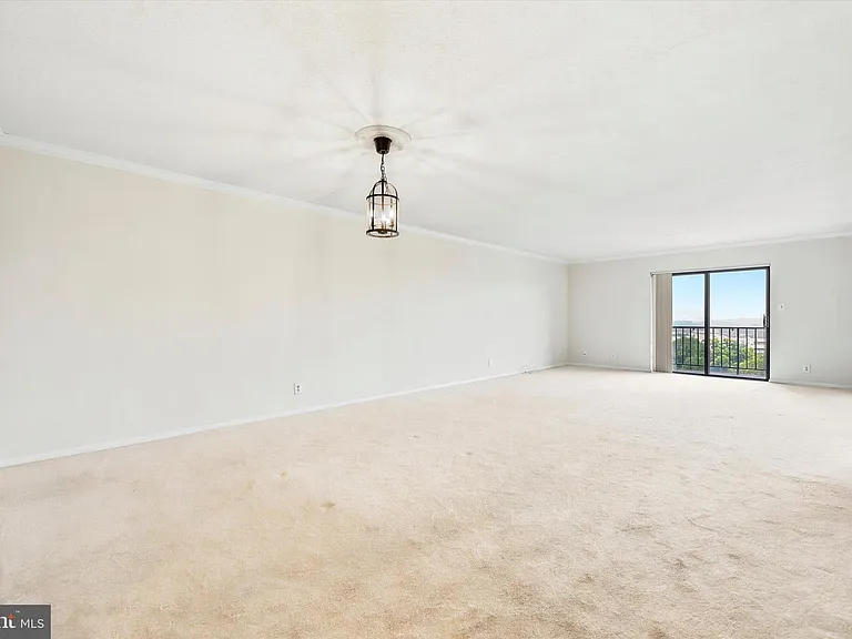 21328 Valley Forge Cir #1328 — Photo 5