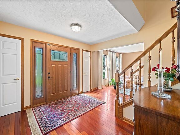 2nd image of 19508 Trotwood Park