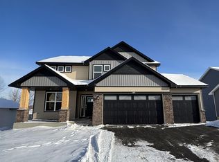 149 Ridgeview Ln, Elko New Market, MN 55020