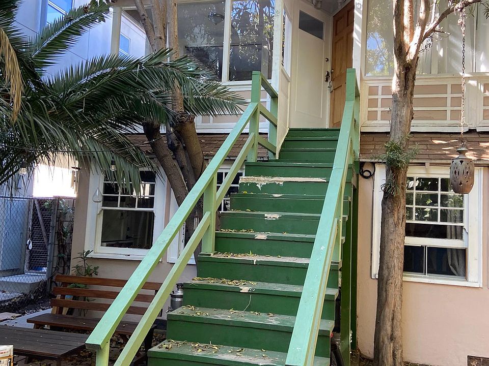 1st image of 233 Windward Ave #2