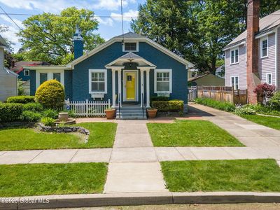 39 Pinewood Avenue, Saratoga Springs, NY, 12866