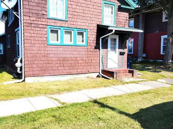 118 5th St, Watkins Glen, NY 14891