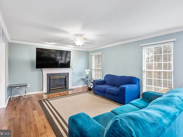 10103 Cotter Ct — Photo 49