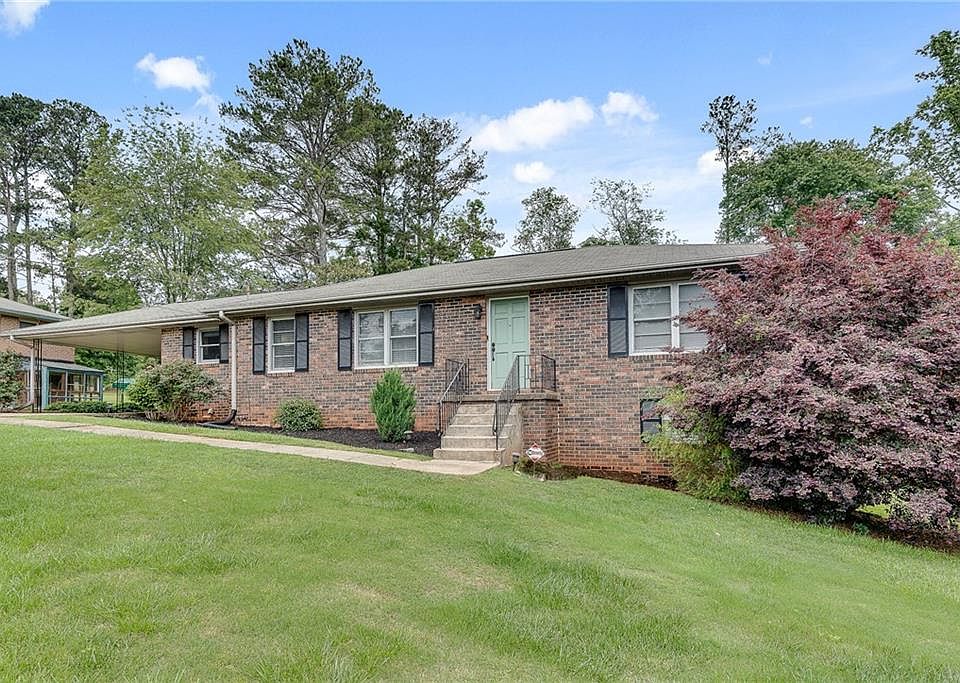 1st image of 2653 Elkhart Cir SW