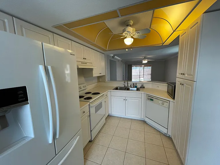 26741 Little John Ct #14 — Photo 8