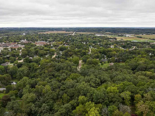 980 Illinois St, Oregon, IL 61061