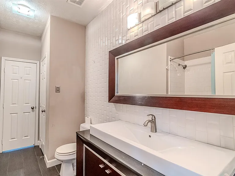 19402 Bear Meadow Ln — Photo 17