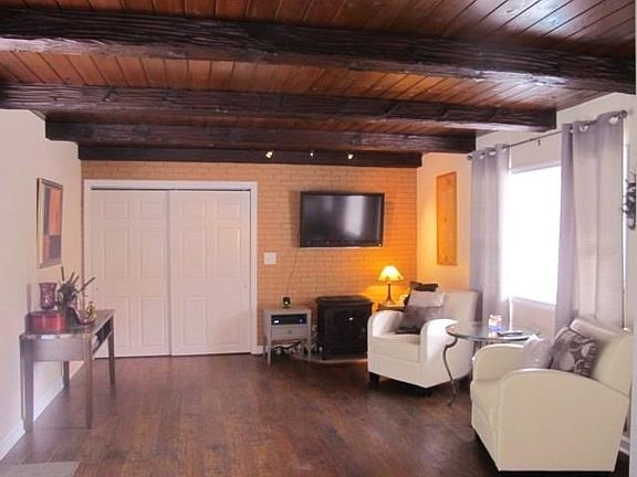4th image of 112 Stella Dr