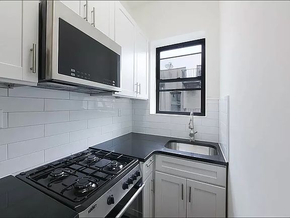 3rd image of 100 W 139th St APT 43B