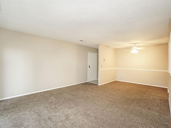 4th image of 7217 Creekview Dr APT 4
