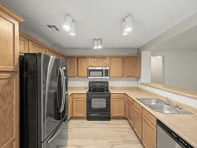 2435 E Olivine Rd — Photo 19
