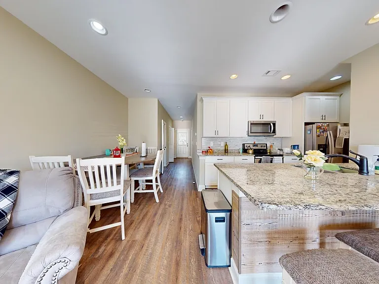 3855 Academy Dr #602 — Photo 6