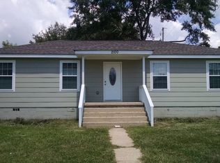 1004 W Woodlawn Dr, Mobile, AL 36605