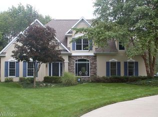 27 Columbine, South Haven, MI 49090