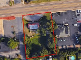 3525 Market St, Camp Hill, PA 17011