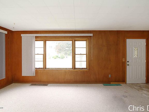 3rd image of 1042 Patton Ave NW