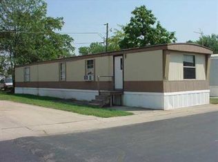 325 Manor Dr, Berne, IN 46711