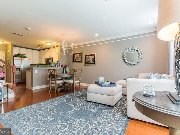 3rd image of 22941 Spicebush Dr #1461
