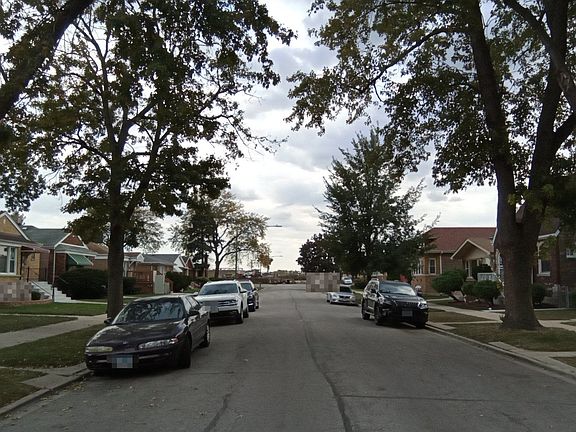5th image of 2nd Lien 8333 South Lasalle St