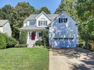 13802 Long Cove Ct, Midlothian, VA 23112