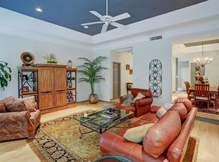 6308 Taggart St, Houston, TX 77007